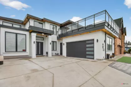 17925 56a Avenue, Surrey, BC, Surrey — Single Family Residence for sale