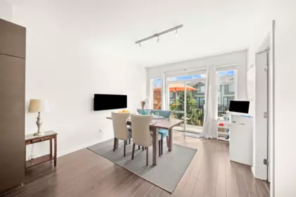 Kitchen Island Photo of 23 13886 62 Avenue, Surrey, BC