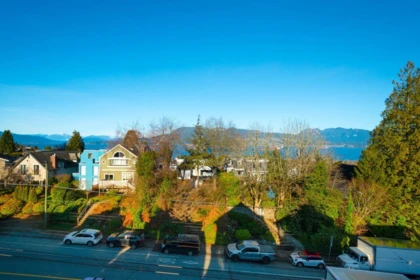 Primary Bedroom Photo of 4426 W 4th Avenue, Vancouver, BC