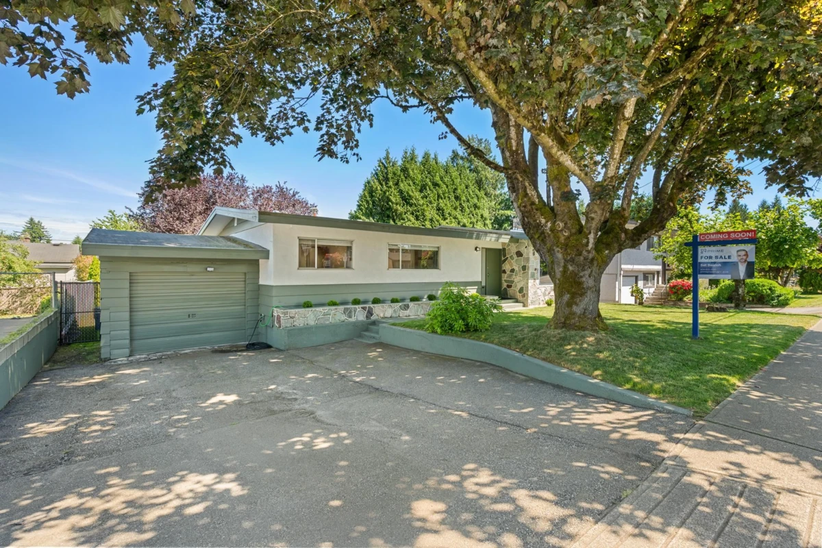 Family Room Photo of 2120 Ware Street, Abbotsford, BC
