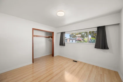 Powder Room Photo of 2120 Ware Street, Abbotsford, BC