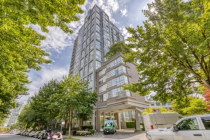 2101 1228 Marinaside Crescent, Vancouver, BC, Vancouver — Apartment/Condo for sale