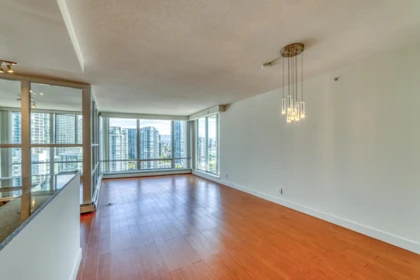 Kitchen Photo of 2101 1228 Marinaside Crescent, Vancouver, BC