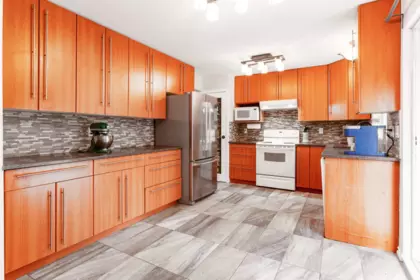1853 Windermere Avenue, Port Coquitlam, BC, Port Coquitlam — Single Family Residence for sale