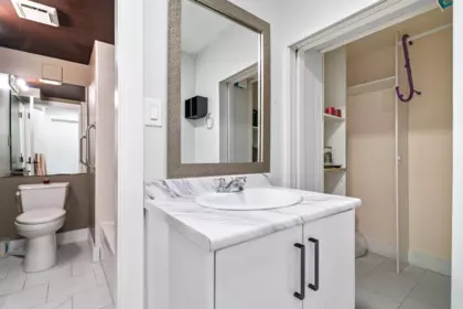 Laundry Room Photo of 16235 28 Avenue, Surrey, BC