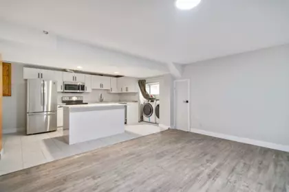Office / Den Photo of 16235 28 Avenue, Surrey, BC