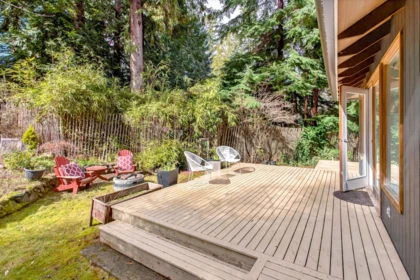 Garden / Landscaping Photo of 1255 Deer Walk, Bowen Island, BC