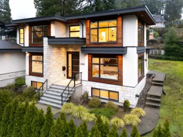 2902 St. Andrews Avenue, North Vancouver, BC, North Vancouver — Single Family Residence for sale