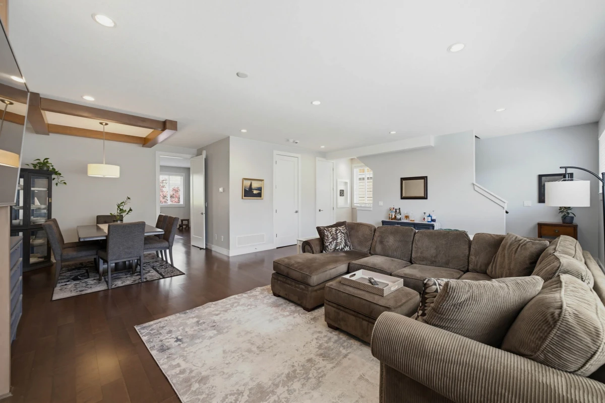 Dining Area Photo of 50 15988 32 Avenue, Surrey, BC