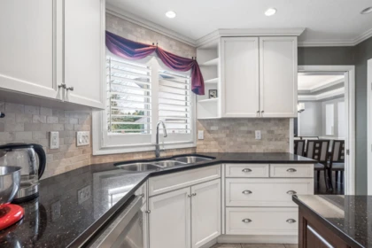 Breakfast Nook Photo of 8536 142a Street, Surrey, BC