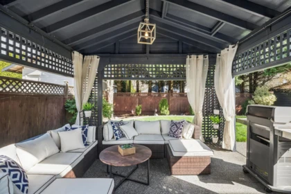 Hot Tub / Spa Photo of 8536 142a Street, Surrey, BC