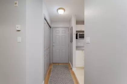 Basement Recreation Room Photo of 402 624 Agnes Street, New Westminster, BC