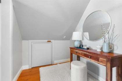 Entry Foyer Photo of 4730 Boundary Road, Yarrow, BC