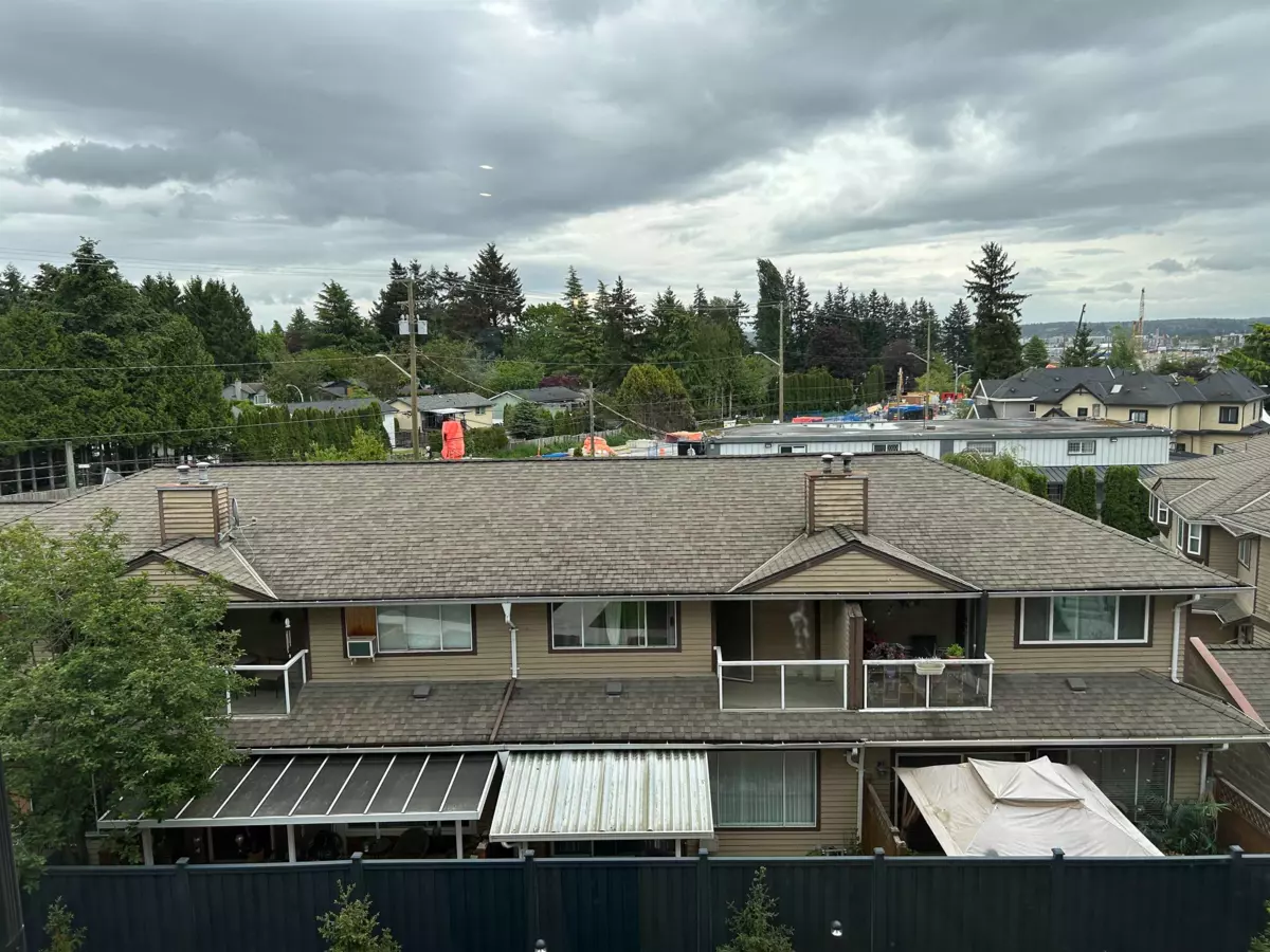 Living Room Photo of 305 6270 Gooseberry Drive, Surrey, BC