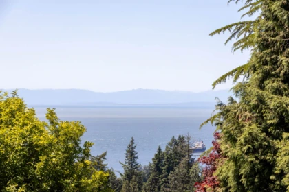 Fitness Center Photo Near 2645 Rosebery Avenue, West Vancouver, BC