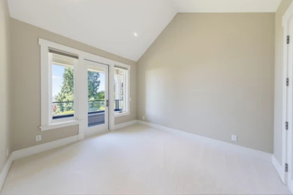 Outdoor Patio Photo of 2645 Rosebery Avenue, West Vancouver, BC
