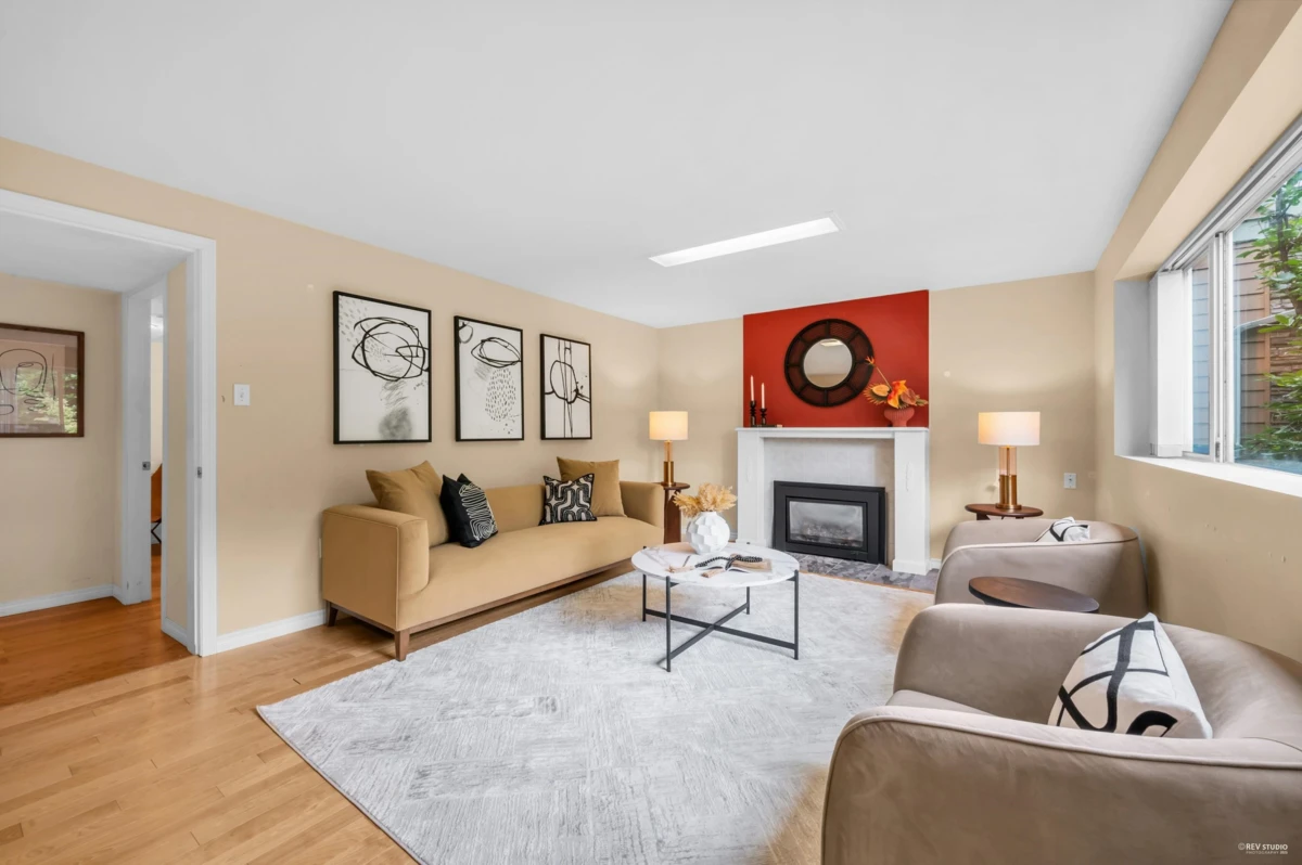 Living Room Photo of 2705 Henry Street, Port Moody, BC