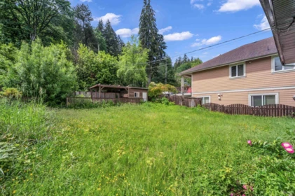 Laundry Room Photo of 2705 Henry Street, Port Moody, BC