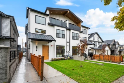 2 3065 Charles Street, Vancouver, BC, Vancouver — Half Duplex for sale