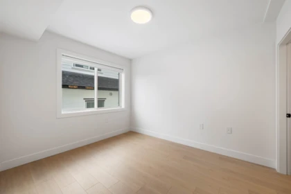 Loft / Bonus Room Photo of 2 3065 Charles Street, Vancouver, BC
