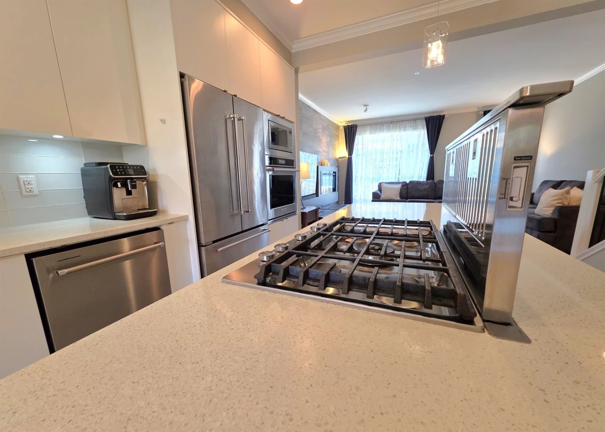 Dining Area Photo of 148 16488 64 Avenue, Surrey, BC