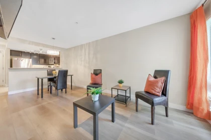 334 10838 City Parkway, Surrey, BC, Surrey — Apartment/Condo for sale