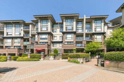 Outdoor Deck Photo of 334 10838 City Parkway, Surrey, BC