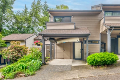8574 Wilderness Court, Burnaby, BC, Burnaby — Townhouse for sale