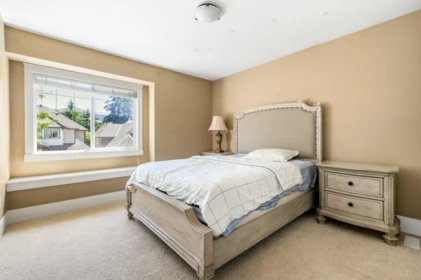 Powder Room Photo of 14771 34th Avenue, Surrey, BC