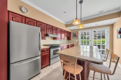 Kitchen Island Photo of 1049 W 33rd Avenue, Vancouver, BC
