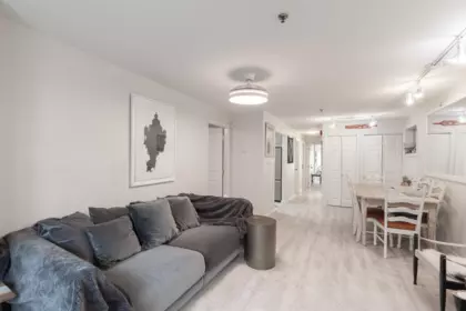 1 451 E Pender Street, Vancouver, BC, Vancouver — Townhouse for sale
