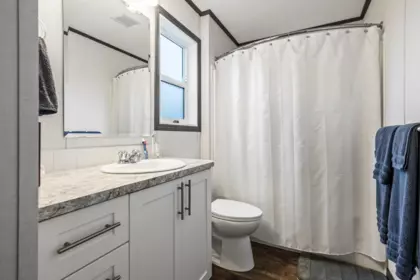 Powder Room Photo of 18 63071 Flood Hope Road, Hope, BC