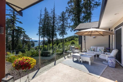 Kitchen Photo of 5997 Cowrie Street, Sechelt, BC