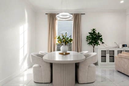 Breakfast Nook Photo of 18080 67 Avenue, Surrey, BC