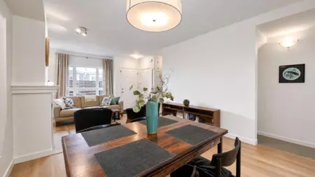 Kitchen Island Photo of 13 915 Tobruck Avenue, North Vancouver, BC