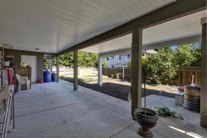 Community Amenities Photo (Clubhouse) of 12420 90a Avenue, Surrey, BC