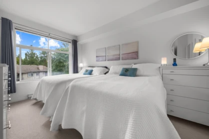 Bedroom 2 Photo of 418 33318 E Bourquin Crescent, Abbotsford, BC
