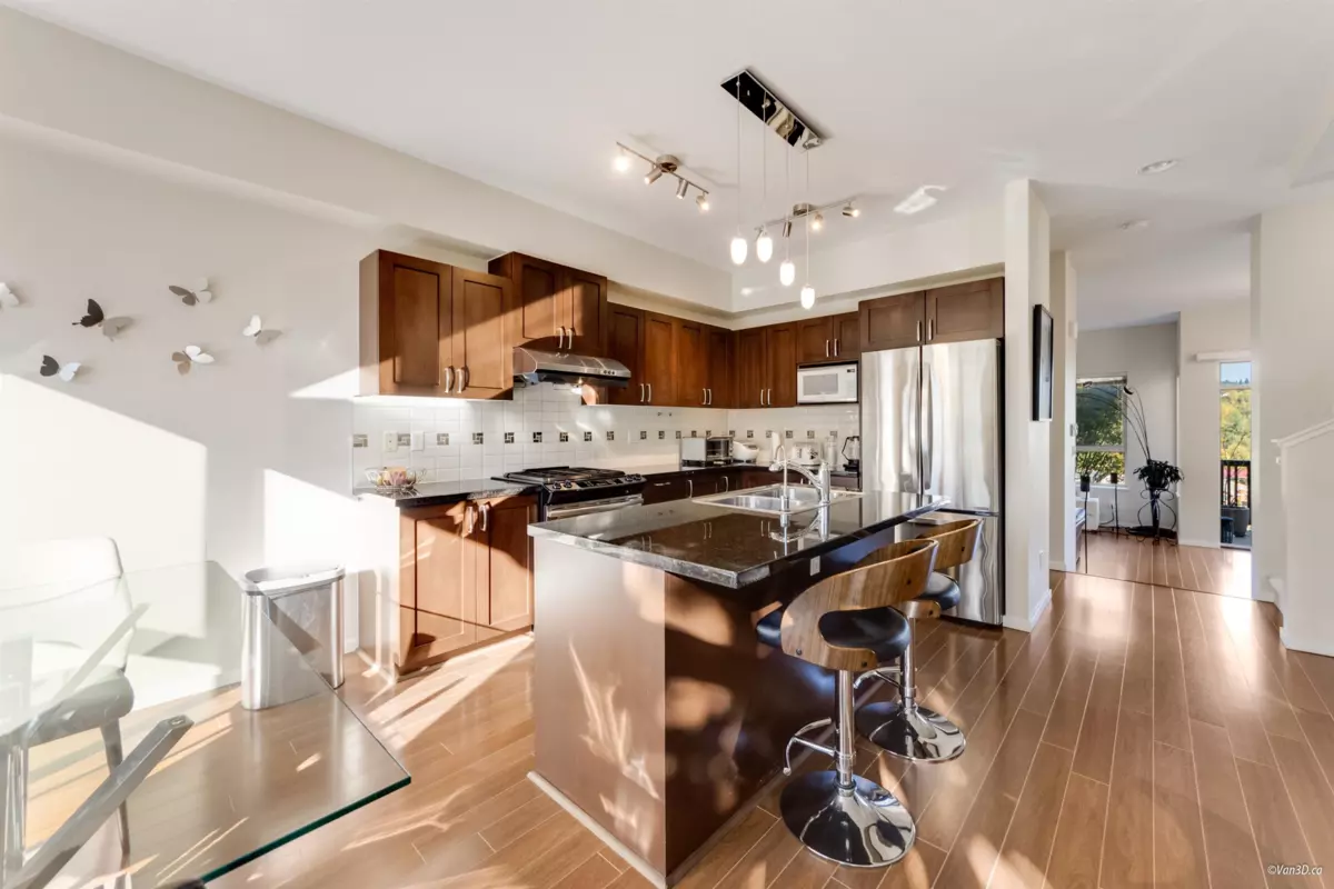 Dining Area Photo of 160 3105 Dayanee Springs Boulevard, Coquitlam, BC