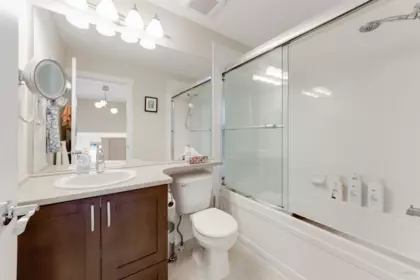 Mudroom Photo of 160 3105 Dayanee Springs Boulevard, Coquitlam, BC