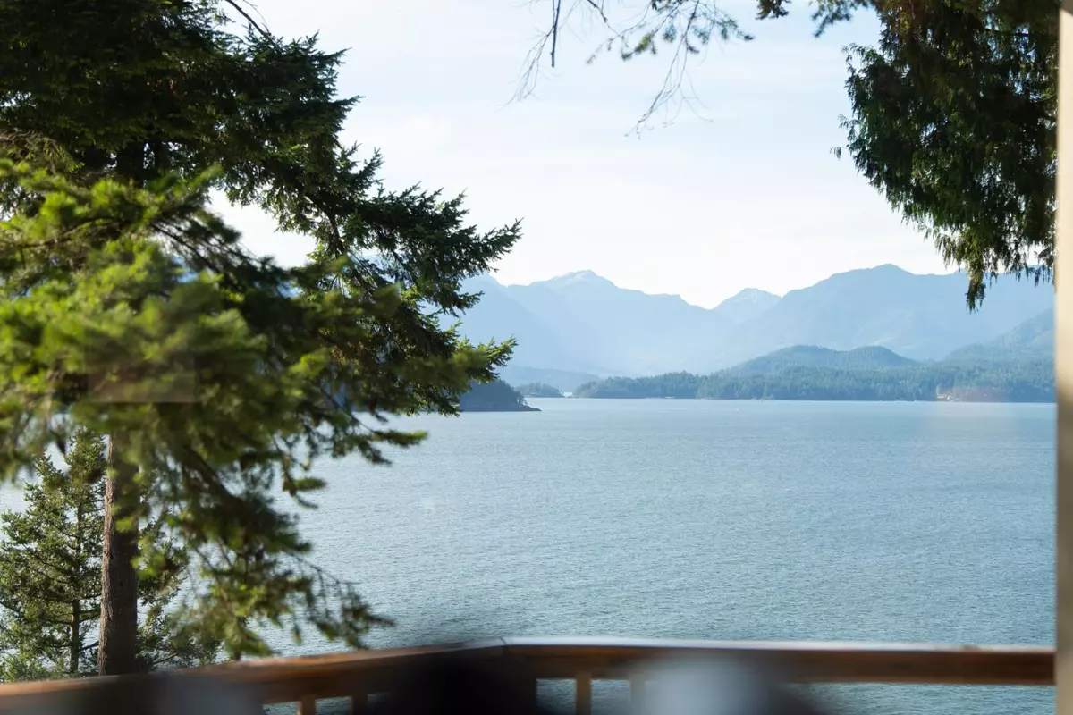 Exterior Rear Photo of 990 Windjammer Road, Bowen Island, BC