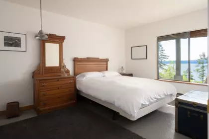 Loft / Bonus Room Photo of 990 Windjammer Road, Bowen Island, BC