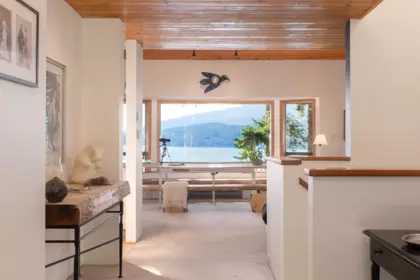 Powder Room Photo of 990 Windjammer Road, Bowen Island, BC