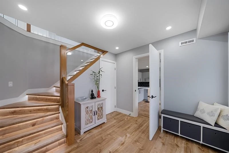 Living Room Photo of 9482 153 Street, Surrey, BC