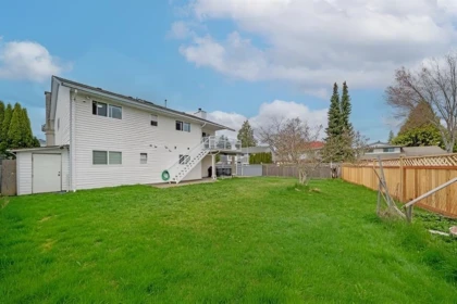 Hot Tub / Spa Photo of 9482 153 Street, Surrey, BC