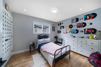 Powder Room Photo of 9482 153 Street, Surrey, BC