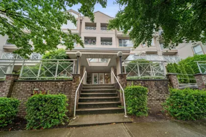 412 525 Agnes Street, New Westminster, BC, New Westminster — Apartment/Condo for sale