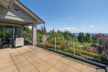 Office / Den Photo of 2356 Kadlec Court, West Vancouver, BC