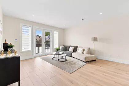 Breakfast Nook Photo of 15665 82 Avenue, Surrey, BC