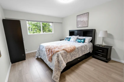 Kitchen Photo of 7969 Burnlake Drive, Burnaby, BC
