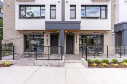 103 433 E 3rd Street, North Vancouver, BC, North Vancouver — Townhouse for sale
